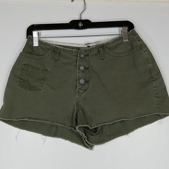 Calvin Klein Shorts Girls Size 8 Olive Green Button Fly 5 Pocket Raw Hem - Picture 1 of 8